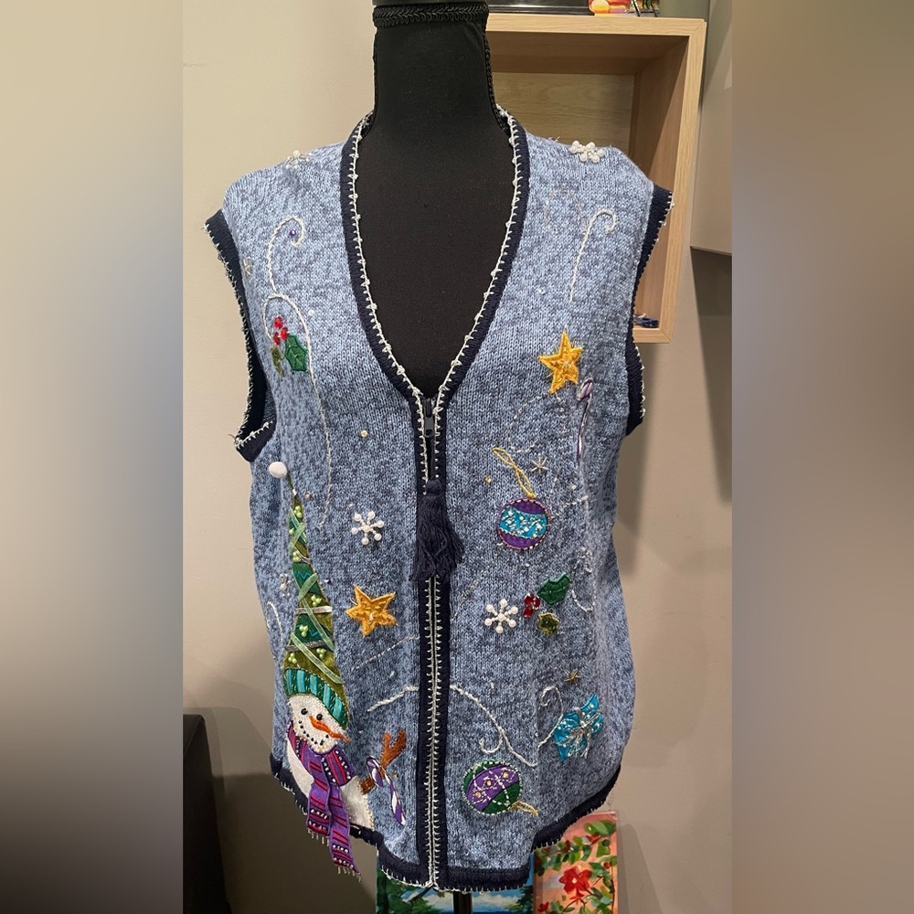 White Stag‎ Christmas Vest